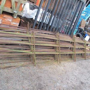 Estate Fencing 4.5m Long