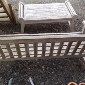 Table / Bench
